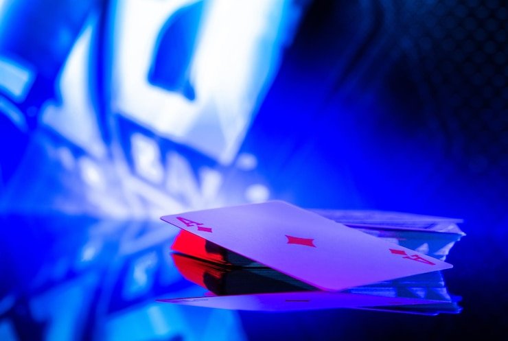 Tampilan antarmuka aplikasi senopati2 dengan opsi game dan pembayaran